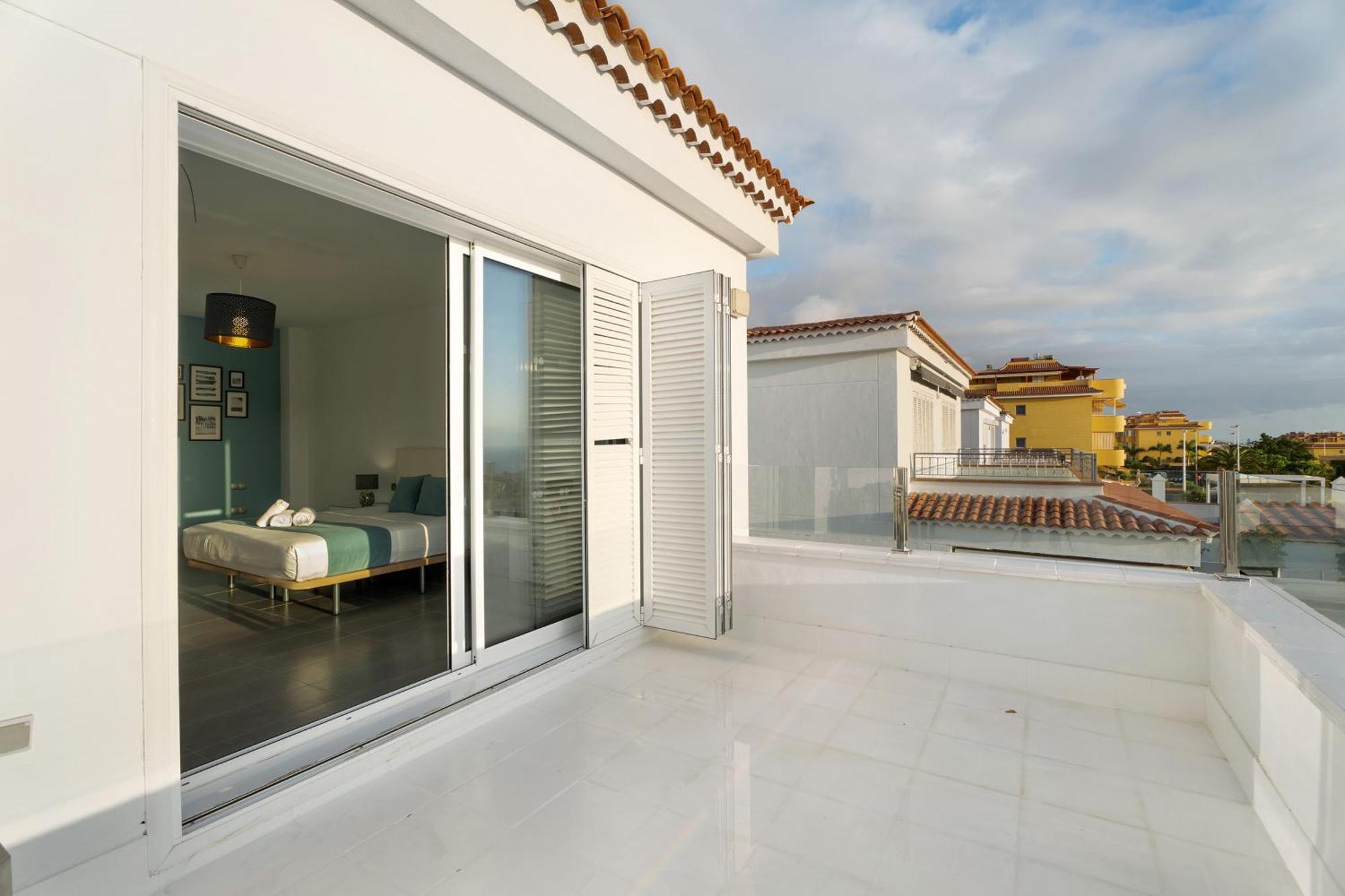 Espectacular Villa Aurora By Paramount Holidays Puerto de Santiago  Eksteriør billede